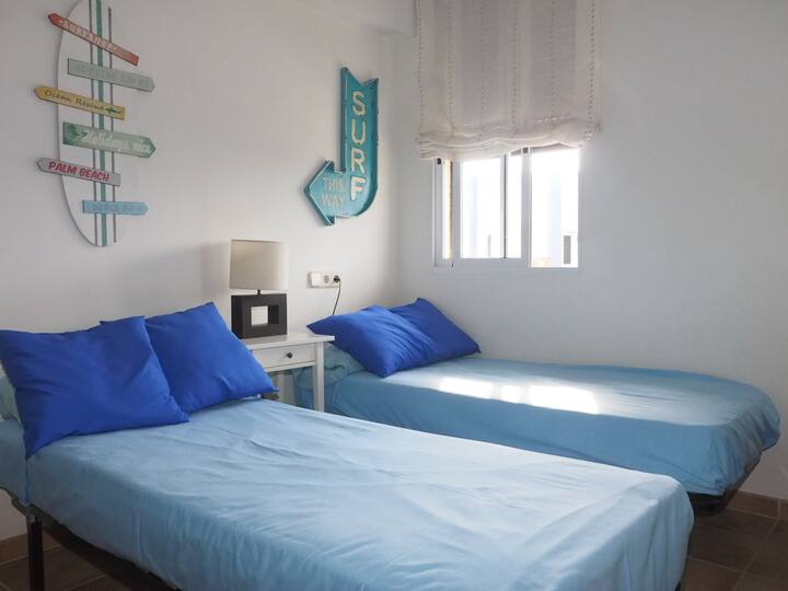 Chambre double
Chambre avec deux lits simples