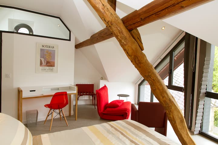 საძინებელი 1