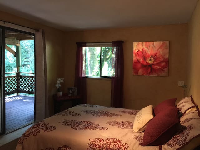 Canyon Retreat Close to Downtown