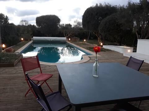 4 bedrooms, swimming pool, 8 minutes from the sea