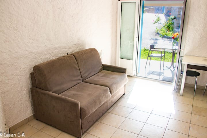 Sebule + Kitanda cha Sofa