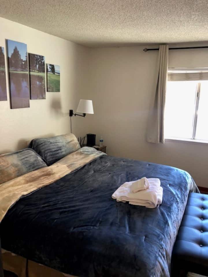 ห้องนอนใหญ่ (Master Bedroom)