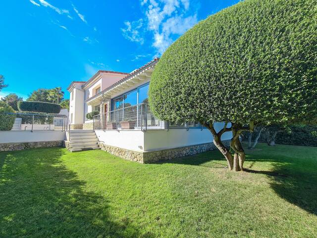 Modern Villa with private pool in Santa Ponsa gallery image 5