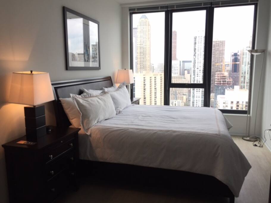 Bedroom with a King and Views