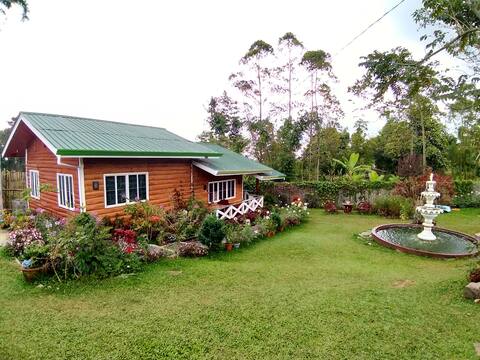 Dahilayan Comfy Cabin( Log Cabin)