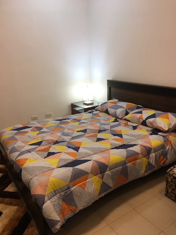 Bračni krevet (160x200) prikladan za 2pak