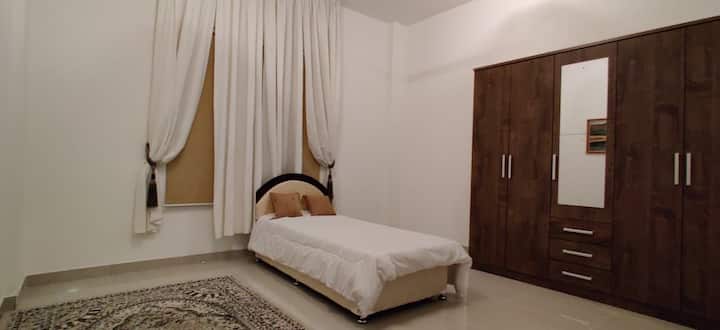 غرفة النوم 2