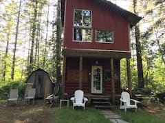Talking+Trees+Forest+Retreat-+Maple+Cabin