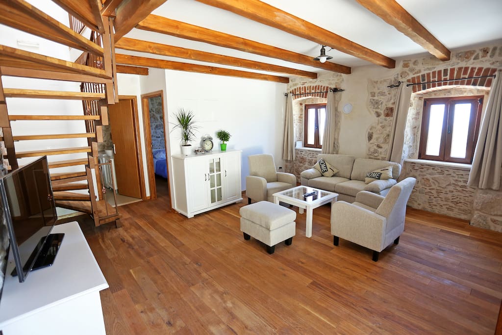Day living room