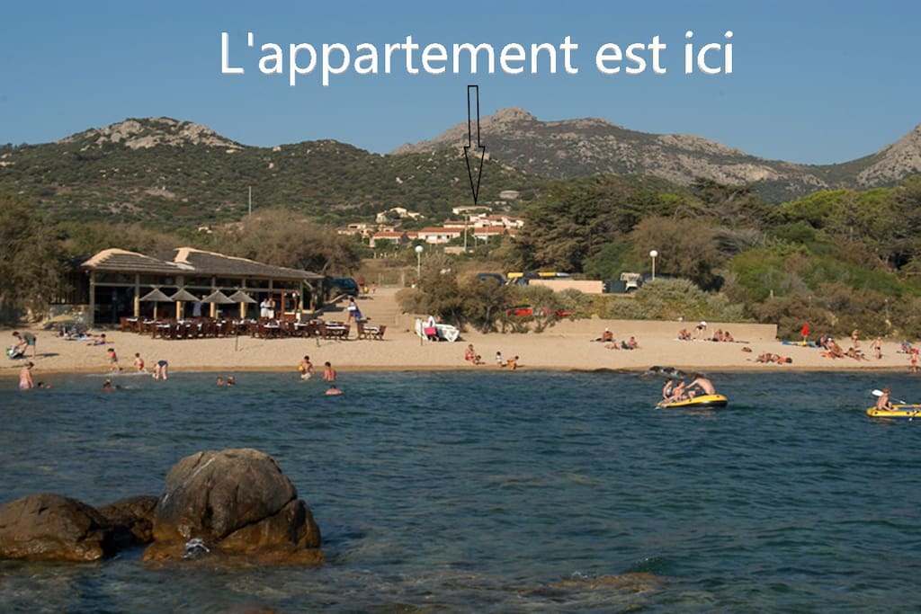 l'appartement est visible de la plage de l'Arinella