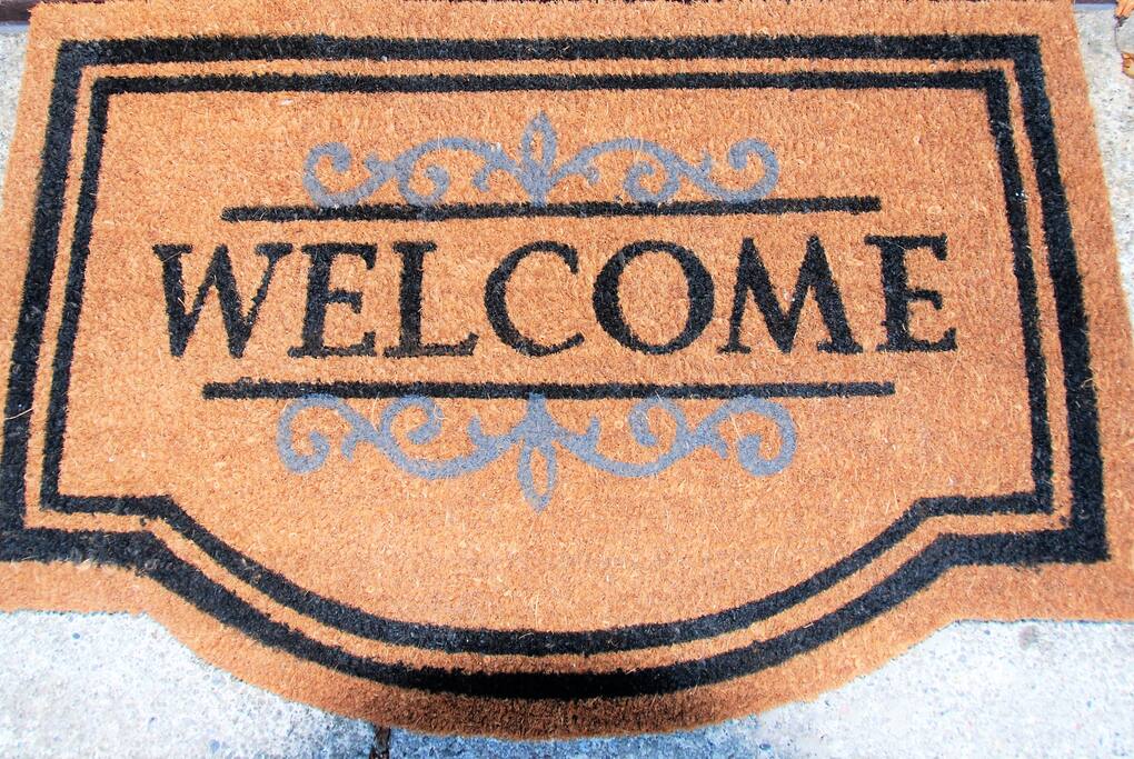 Welcome to Allen's Upper Apartment.