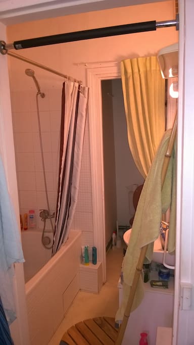 Petite salle de bain fonctionnel