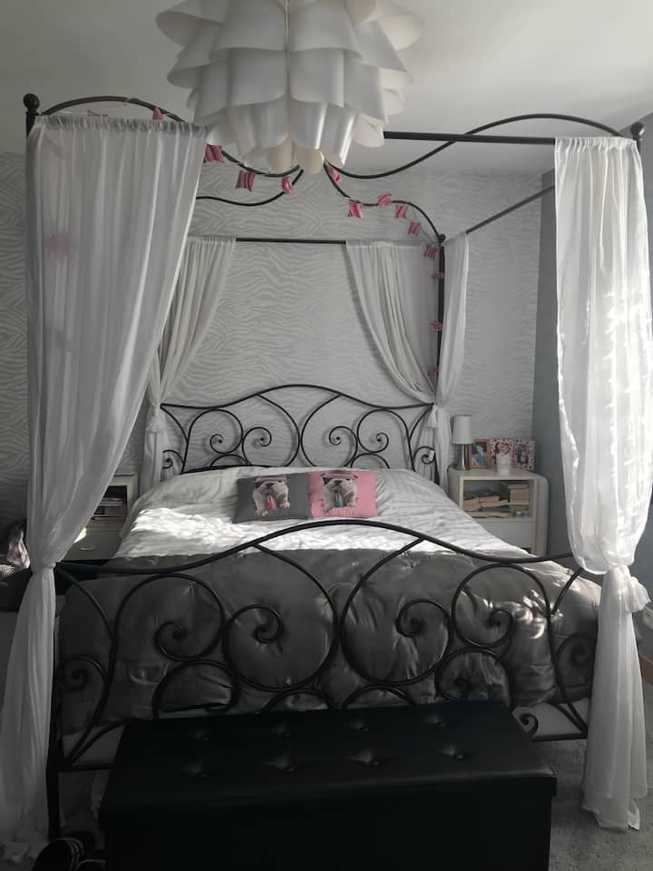 Suite parentale - lit Queen size 160x200