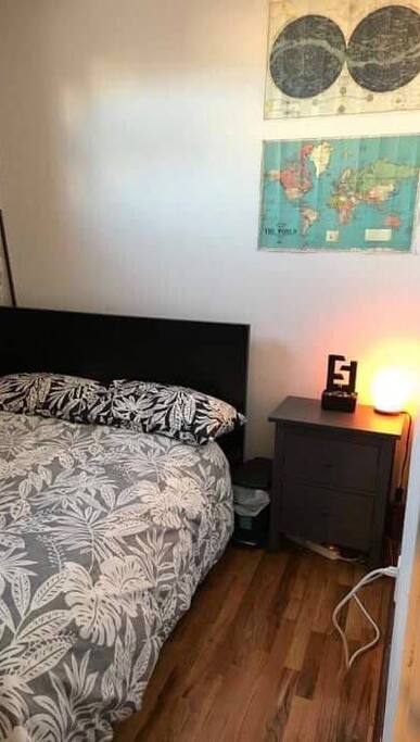 Double bed in bedroom
