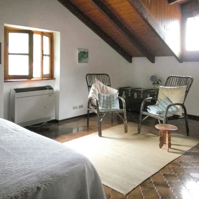 Very large bedroom