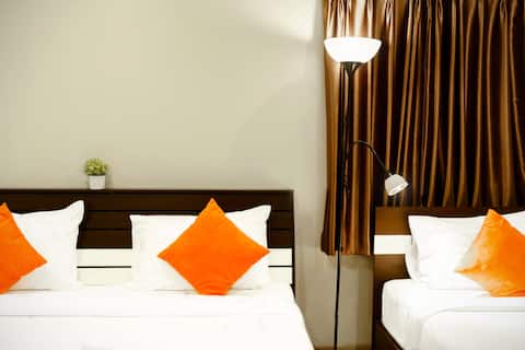 Me Dream Residence@Surat / Deluxe Room