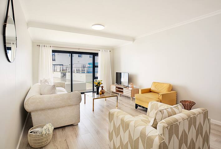 Bliss on the Bay gallery image 3