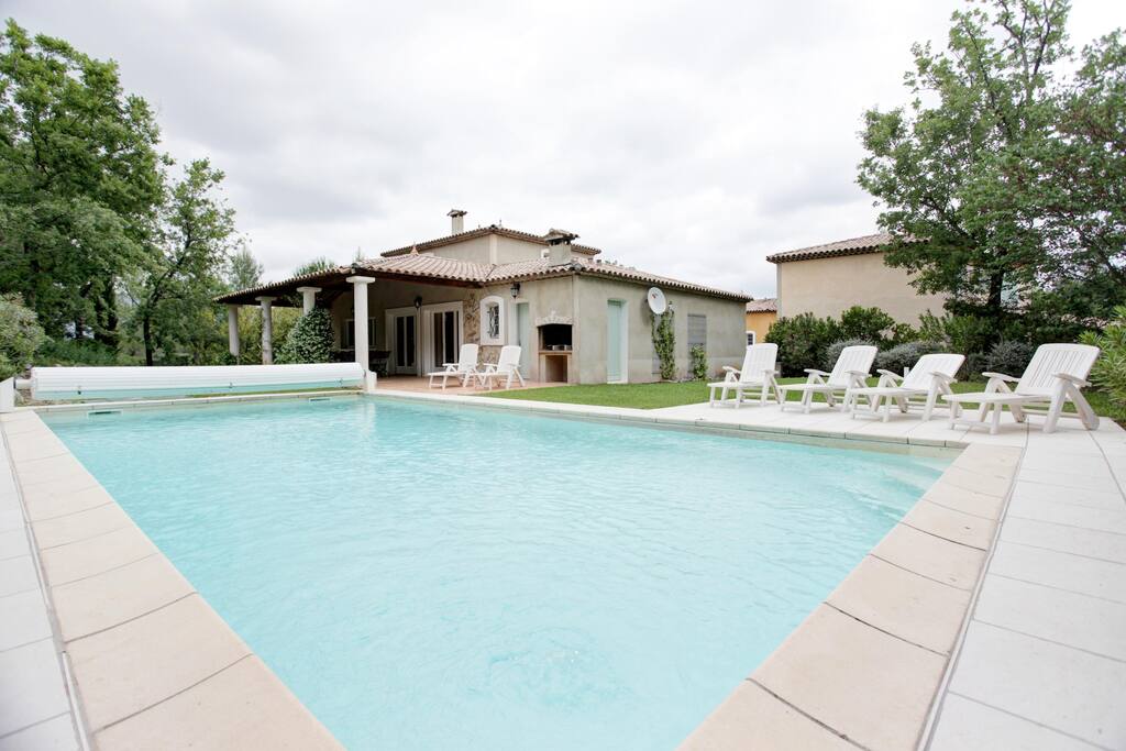 Private swimming pool: 5 x 10 meter