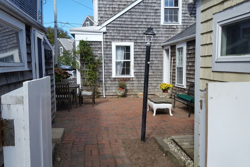 Private Courtyard
