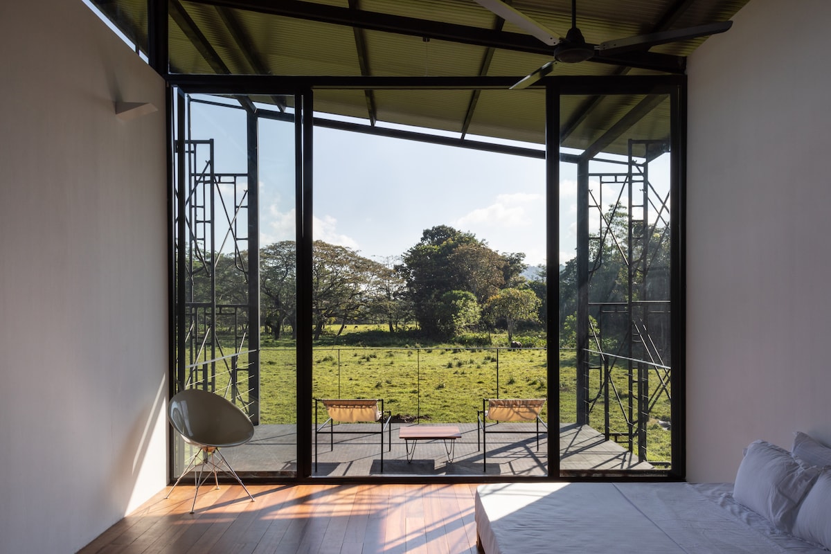 Поглед кон соба (соба со поглед на сонце)