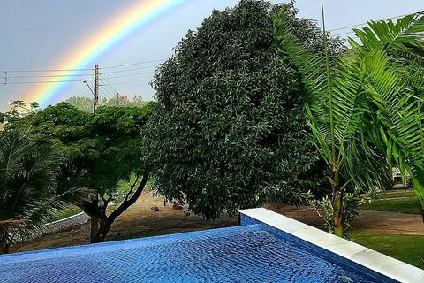 Excellent!!! Private infinity swimming pool!