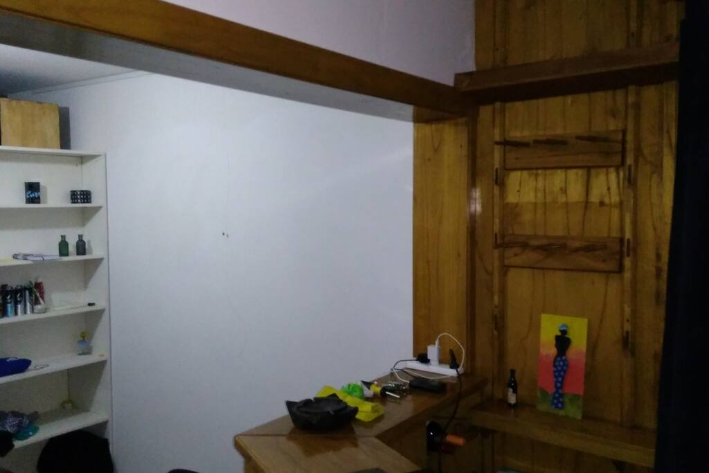 Barra en dormitorio