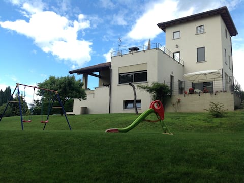 Arona di S. Cristina self catering holidays homes