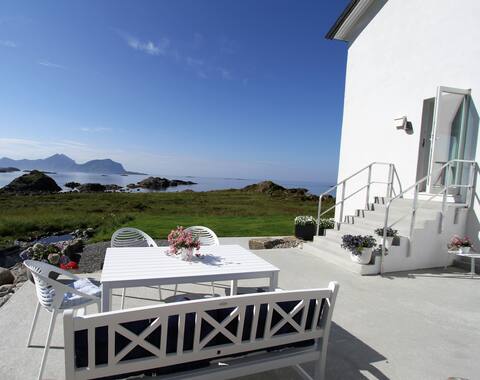 Fantastic views and great house!