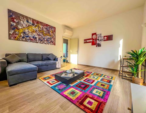 Popular Airbnb listing: [Malpensa 10 min & taxi service]•A/C •WiFi •Smartv2 in Gallarate