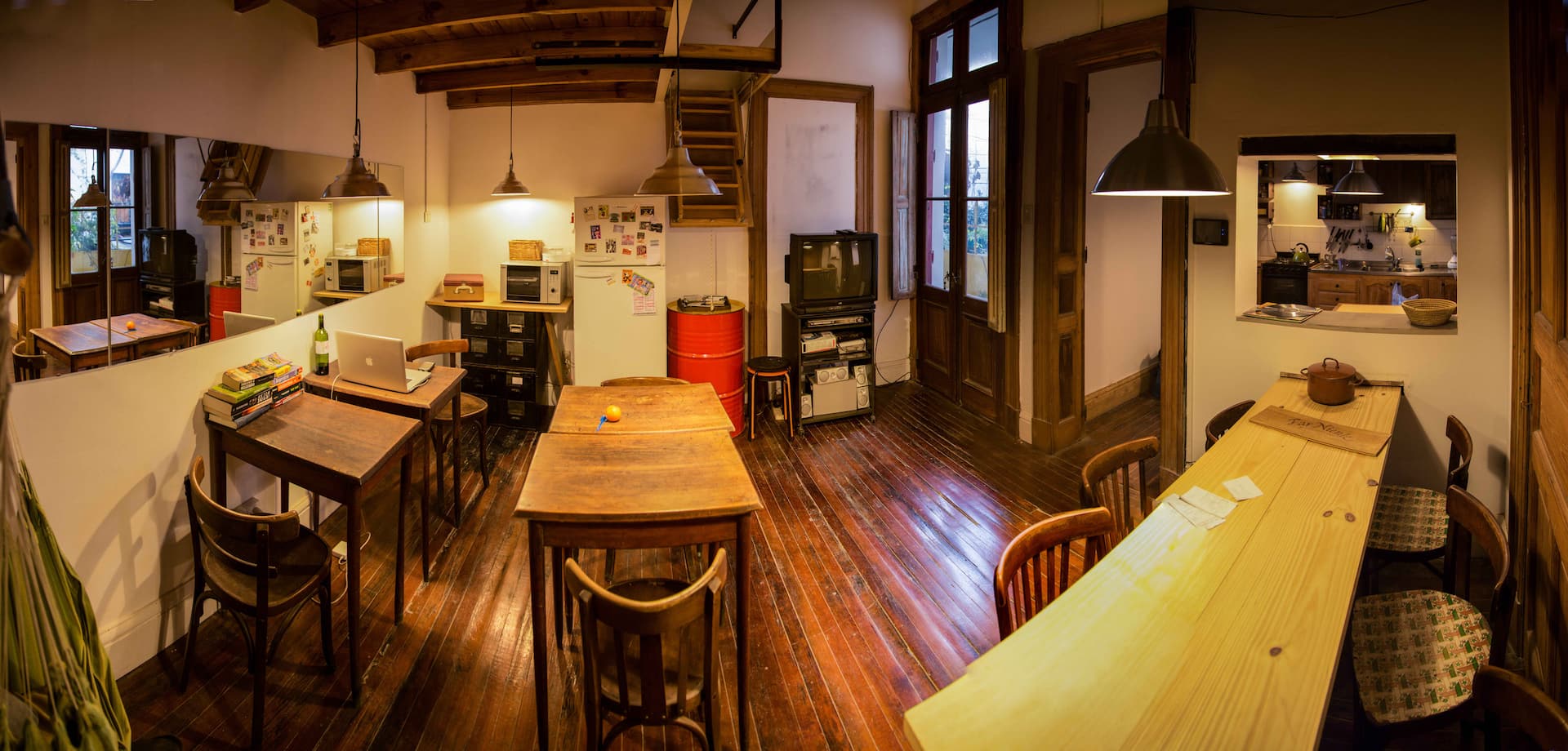 Refurbished three-room house in San Telmo