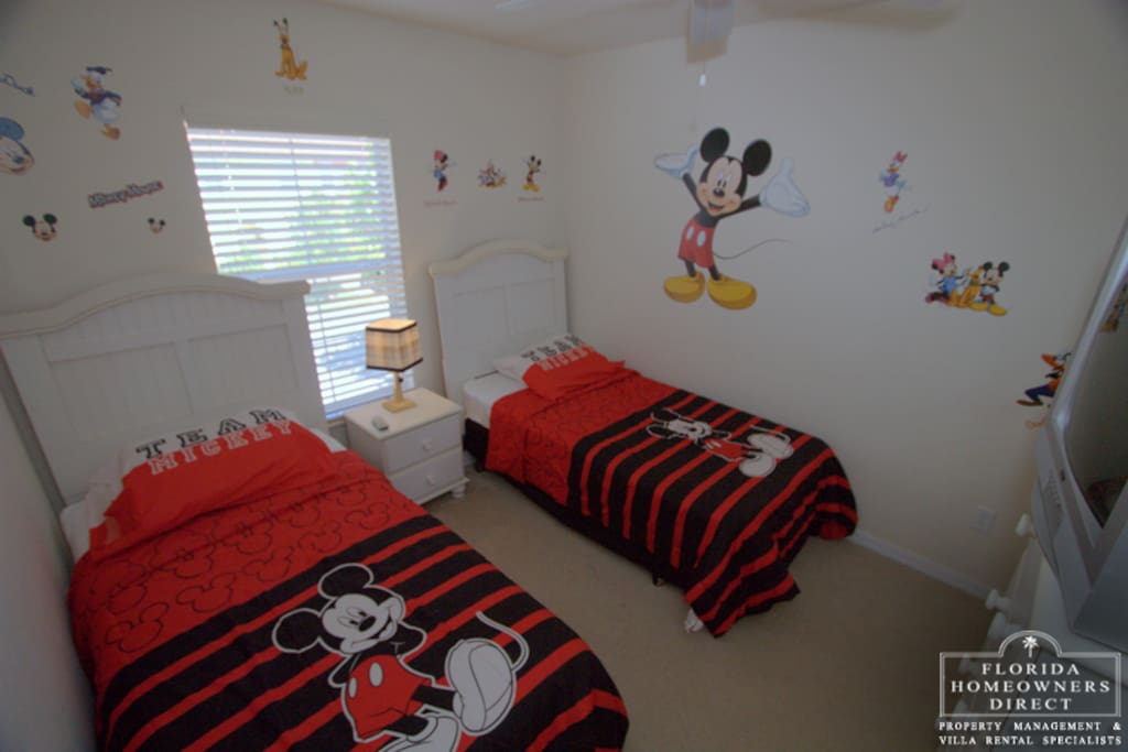 Which child does not want to sleep in this twin bedroom in Mickeys Villa located in Encantada Resort just 3 miles away from Disney Resort Entrance.