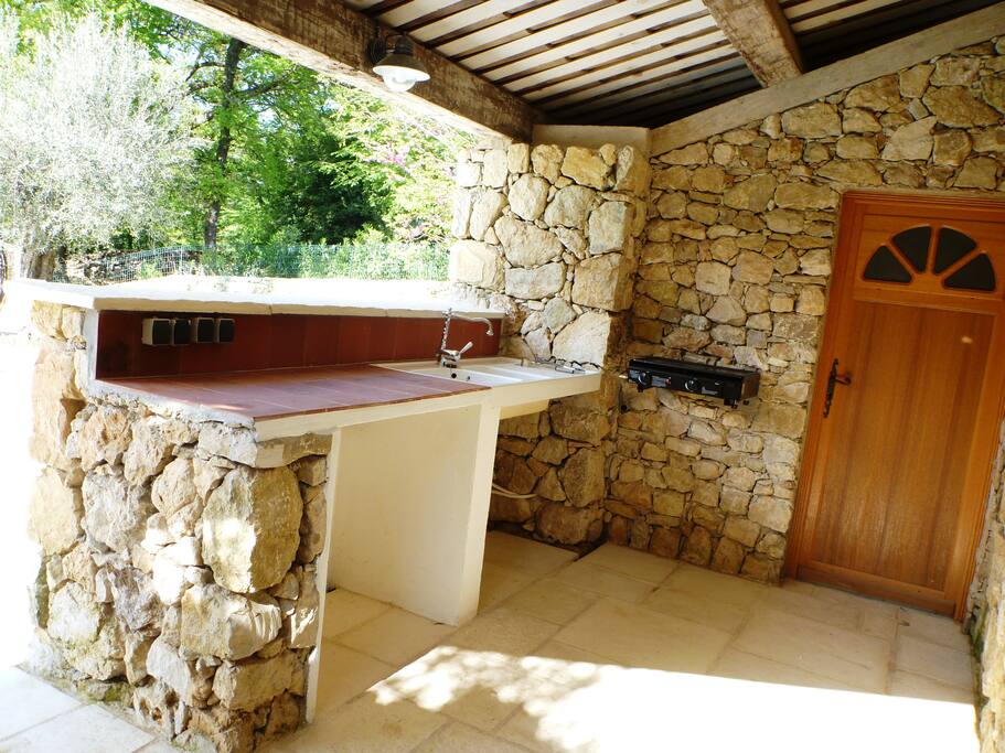 Poolhouse