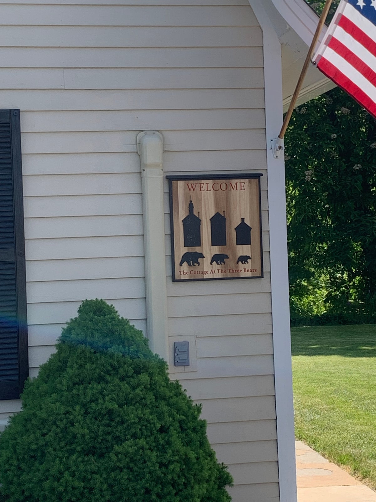 Cottage at the Three Bears
