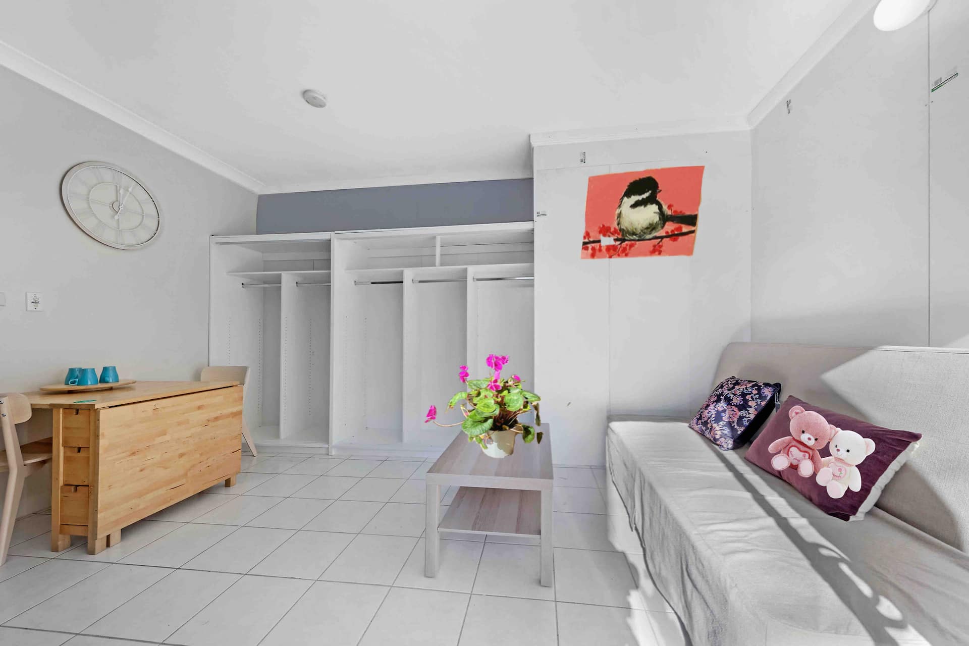 Thornleigh Free Tennis Ground Floor Suite No. 3 (800m from Train Station/Restaurant Supermarket)