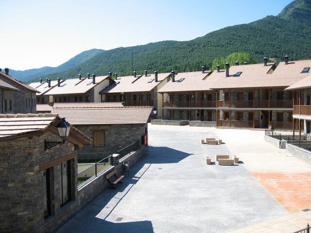 Duplex in Fiscal- Pirineo Aragonés