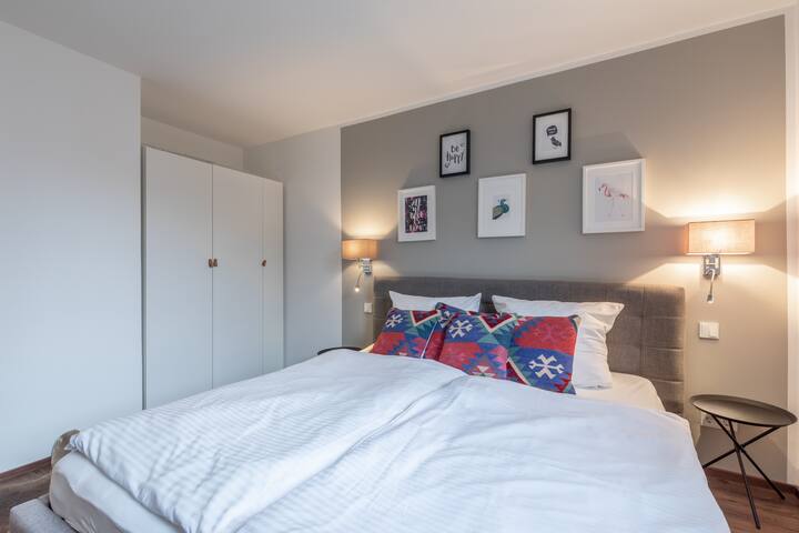 Otto – 2-bedroom apartment in Munich city center gallery image 2