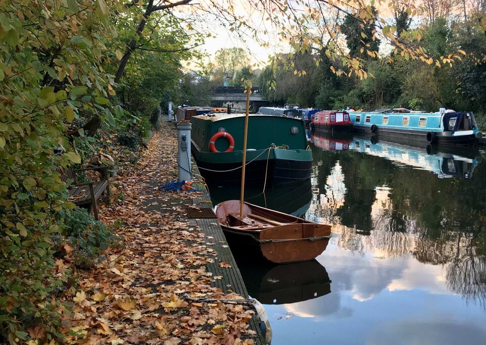 houseboat for rent london houseboat london private mooring boats for rent in houseboat for rent london houseboat london private mooring boats for rent in