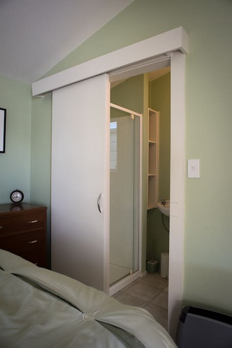 Ensuite