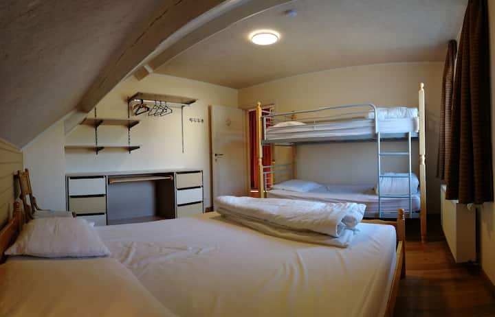 Chumba cha kulala cha 'Fliegenzwam' (5)