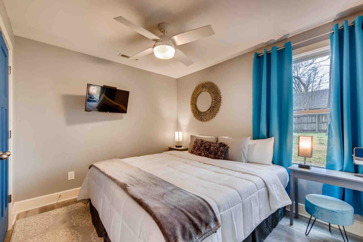 Bedroom with king bed