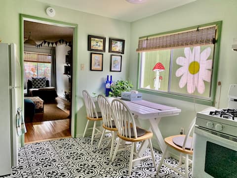 Charming and Cozy in El Cerrito location