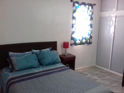 Departamento en Mérida con A/C completo.