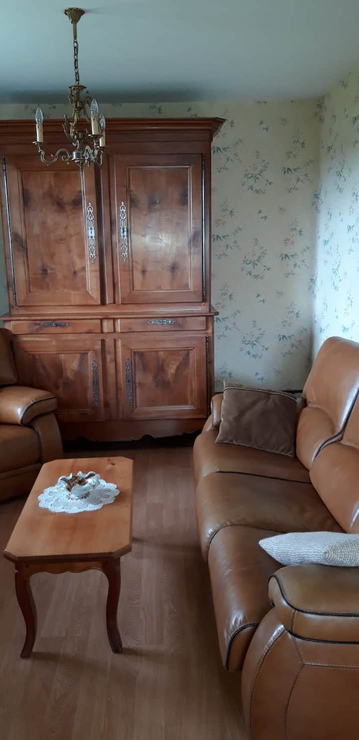 Maison Paisible à La Campagne - Ambazac