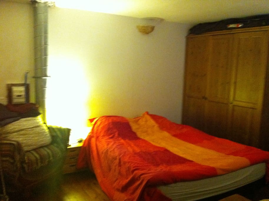 A l'étage la chambre