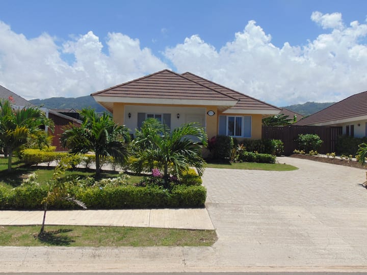 Solace Villa Jamaica Houses for Rent in Priory, Saint Ann Parish