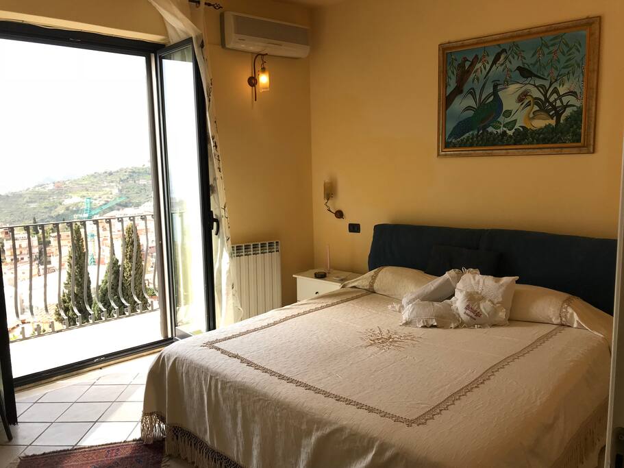 Camera da letto matrimoniale / Double room
