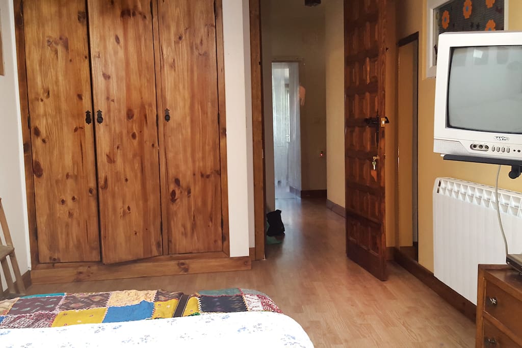 Habitación de 14 m² para 2 personas con calefacción.