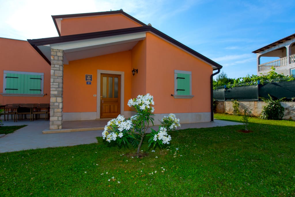 VILLA ANNA
