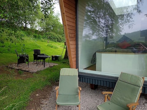 Successful Airbnb property: Rolig Hut - Fun, funny, entertaining, interesting. in Hawkshead