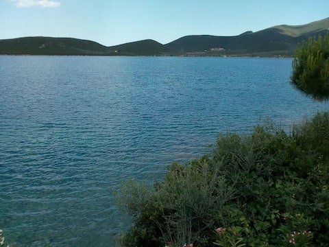 Nies Home with a view and a private beach